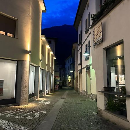 Apartament Flat In City Centre Tirano - 10 Minutes From Bernina Express Zewnętrze zdjęcie